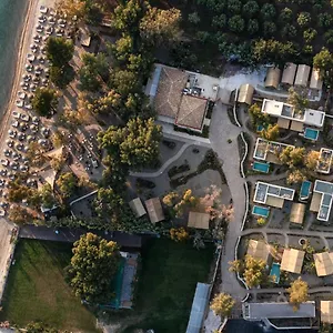 ergon-beach-house-nikiti.hotelschalkidiki.net/